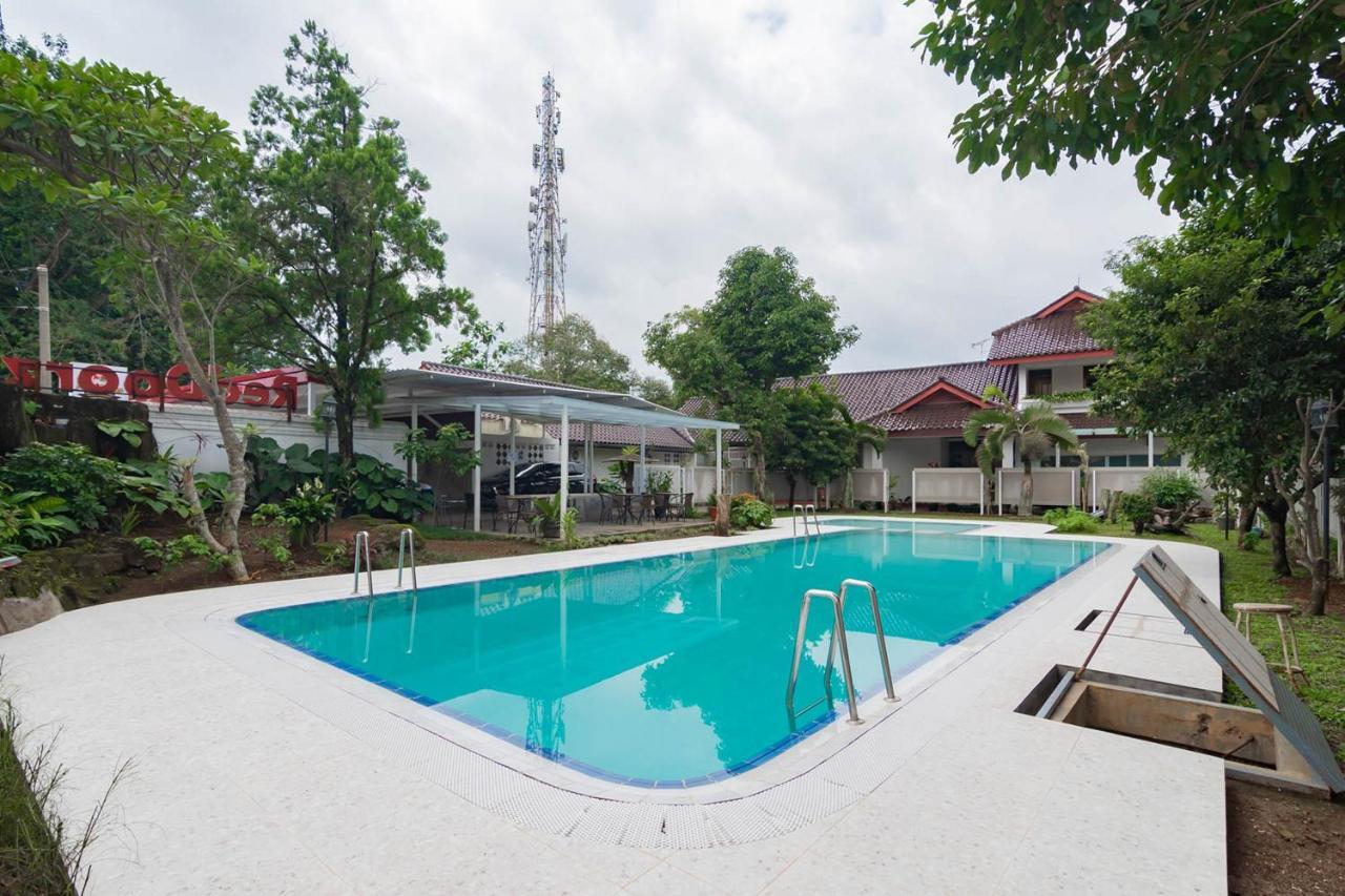 RedDoorz Plus @ Pakuan Residence Tajur Bogor Bagian luar foto